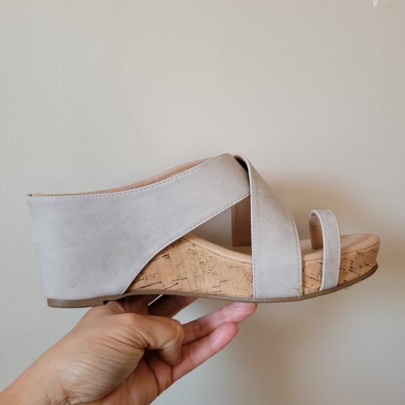 Shoes - Picture 2 of 3